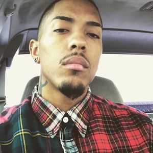 Meet your Posher, Ray'el